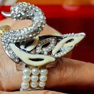 Elegant Swan Ring Free Size